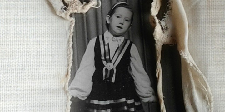 2016 sales figures gathered from the largest Latvian bookstore chains show that
works by Latvian authors were at the top of the best-selling book lists this
year. With the publisher and retailer “Jānis Roze”, for instance, only one
foreign lit