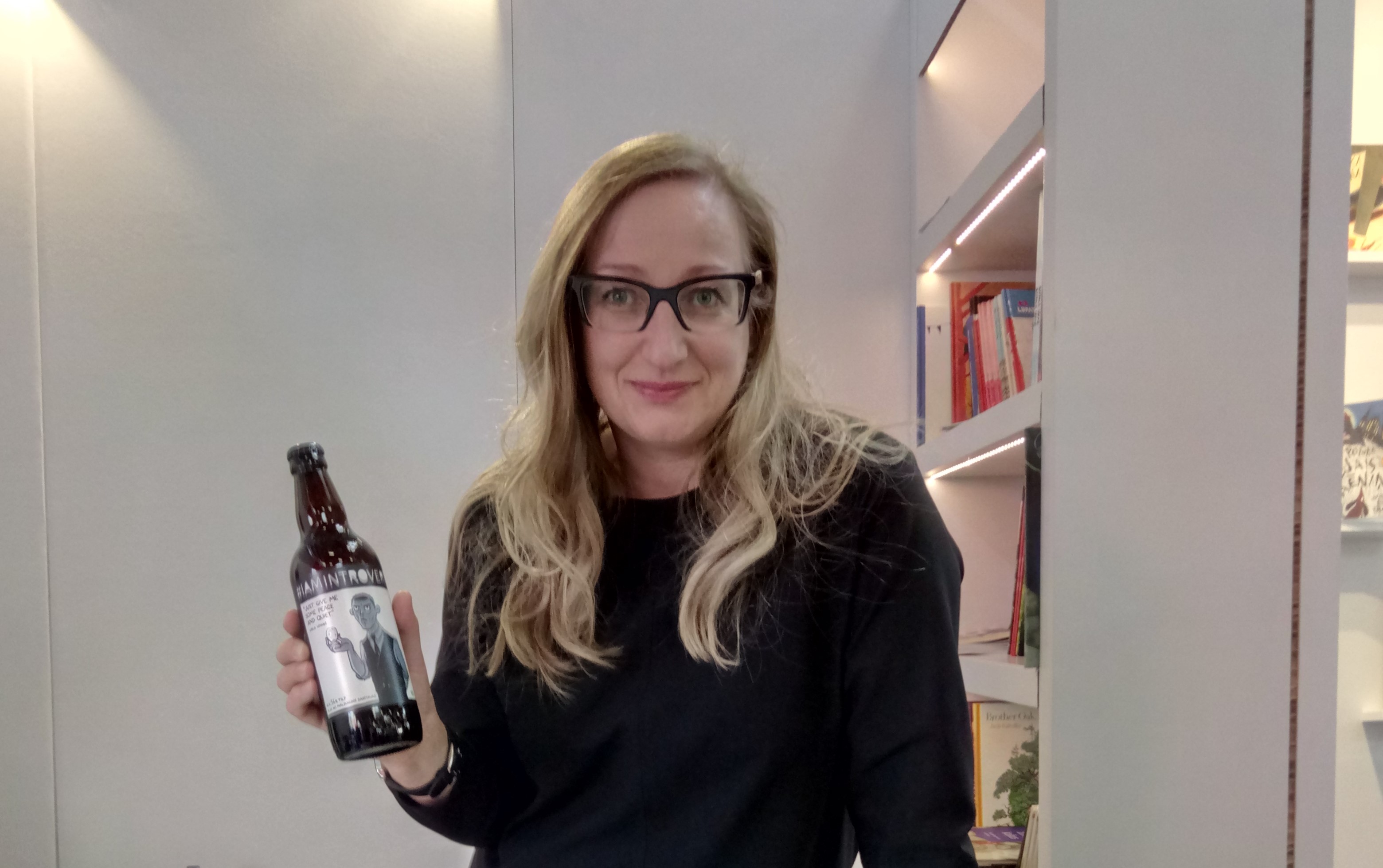 Žanete Vēvere-Pasqualini’s position in her field is rather unique – she is
a government-employed literary agent. Alongside two other colleagues, Jade Will
and Vilis Kasims, Žanete represents the entire Latvian literature abroad. She
is always 