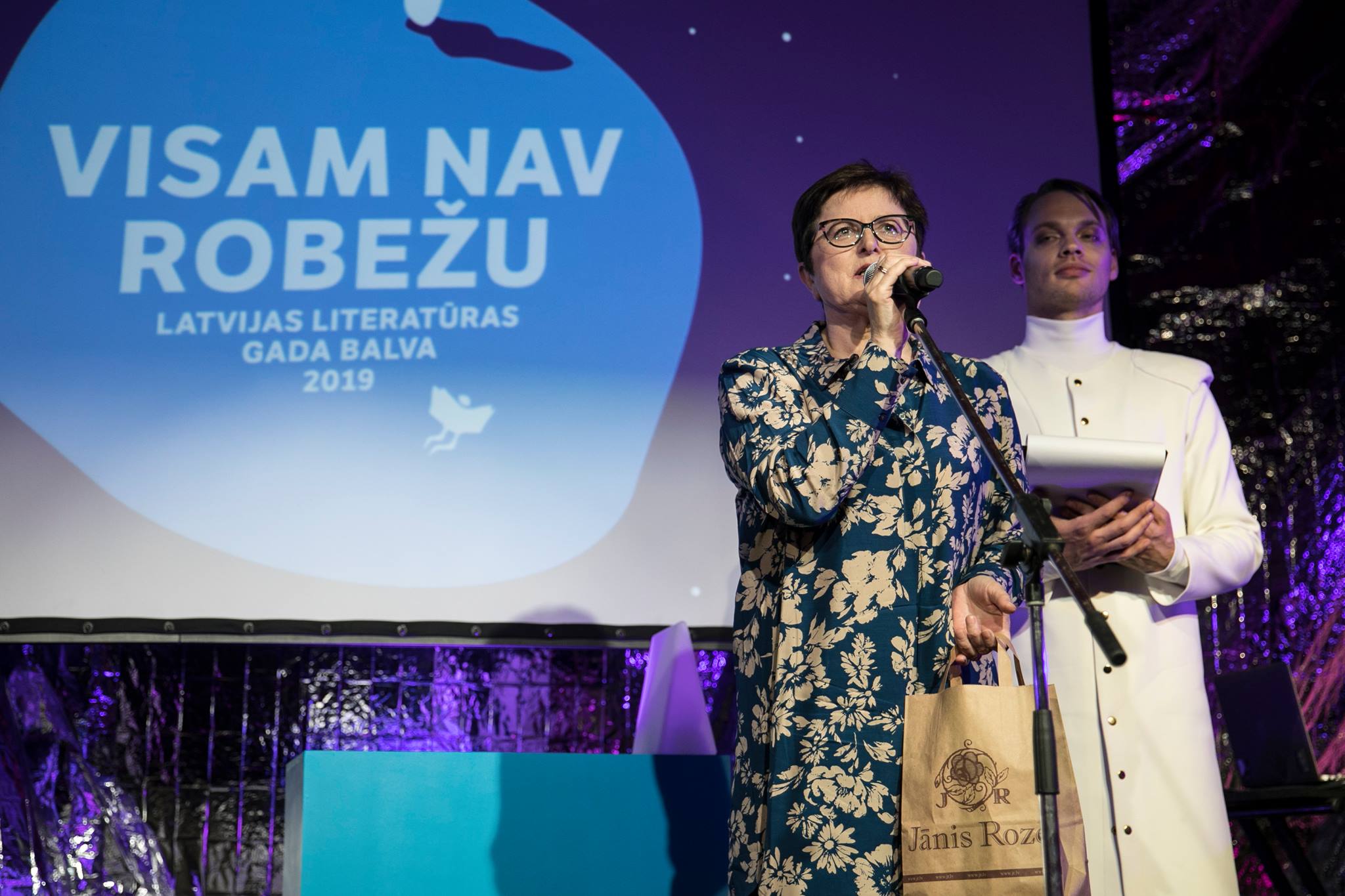Thursday, 25th April, 18.00pm, at the Sūkņu Stacija venue (Riga, Maskavas
iela 196), the Annual Latvian Literature Award (LALIGABA) ceremony was held.
Winners in the five main categories were announced, the Special Prize was
awarded to the authors of
